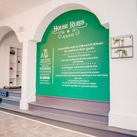 מיאמי Women Only Rooms - Men Only Rooms - Free Wifi - Coffee Parking - Lockers מראה חיצוני תמונה