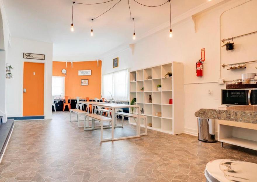 מיאמי Women Only Rooms - Men Only Rooms - Free Wifi - Coffee Parking - Lockers מראה חיצוני תמונה